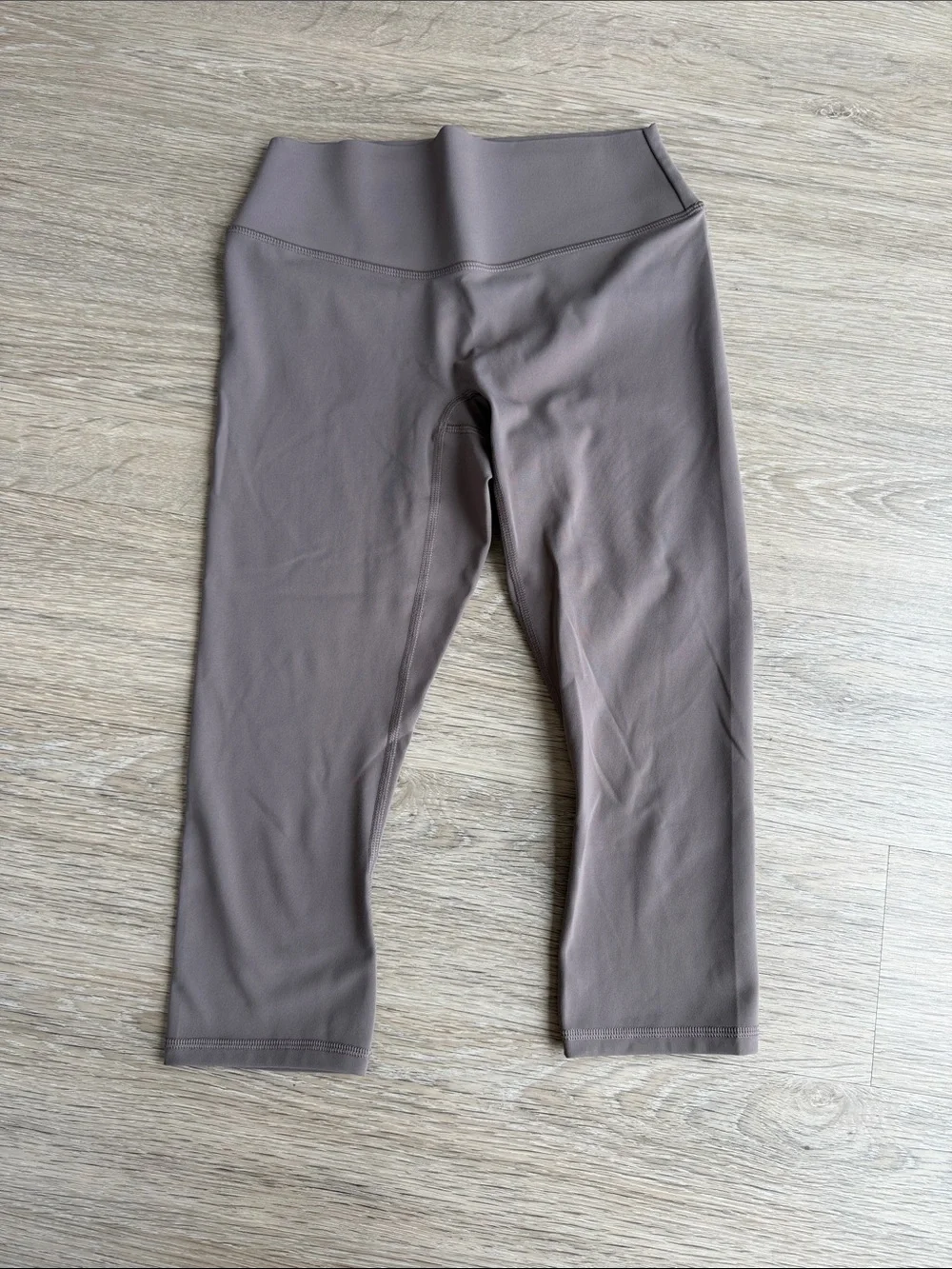 Fabletics PureLuxe women’s capri Taupe Leggings